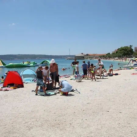 Apartment Vatavuk アパート Kaštela